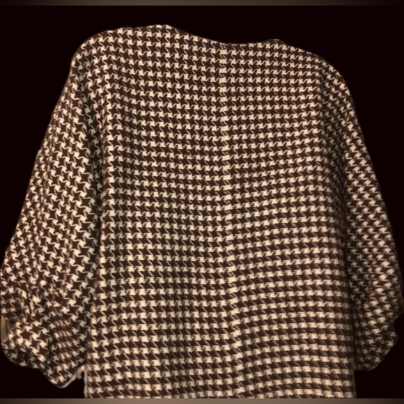 VTG | FOCUS 2000 | 3/4 SLEEVE TWEEDT BLAZER |
| SIZE:6 | - Picture 13 of 15